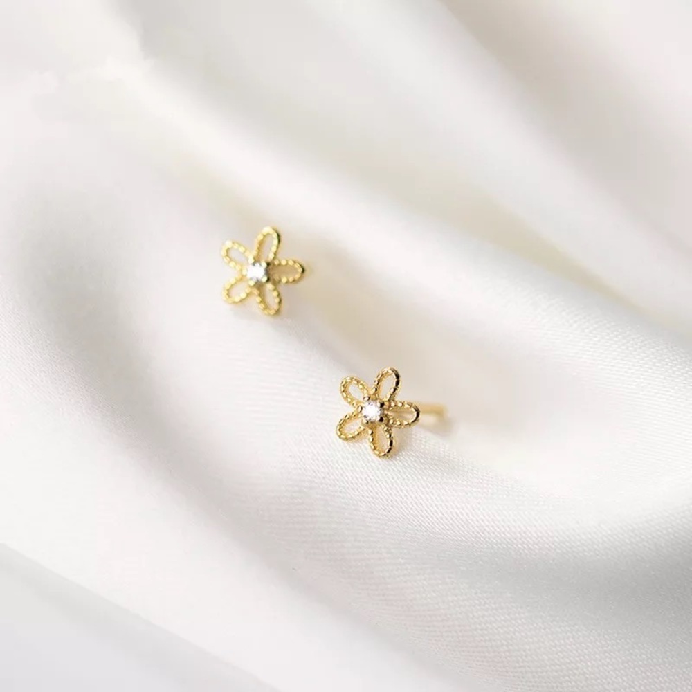 New 18K Gold Vermeil Sterling Silver 925 Flower Stud earrings set